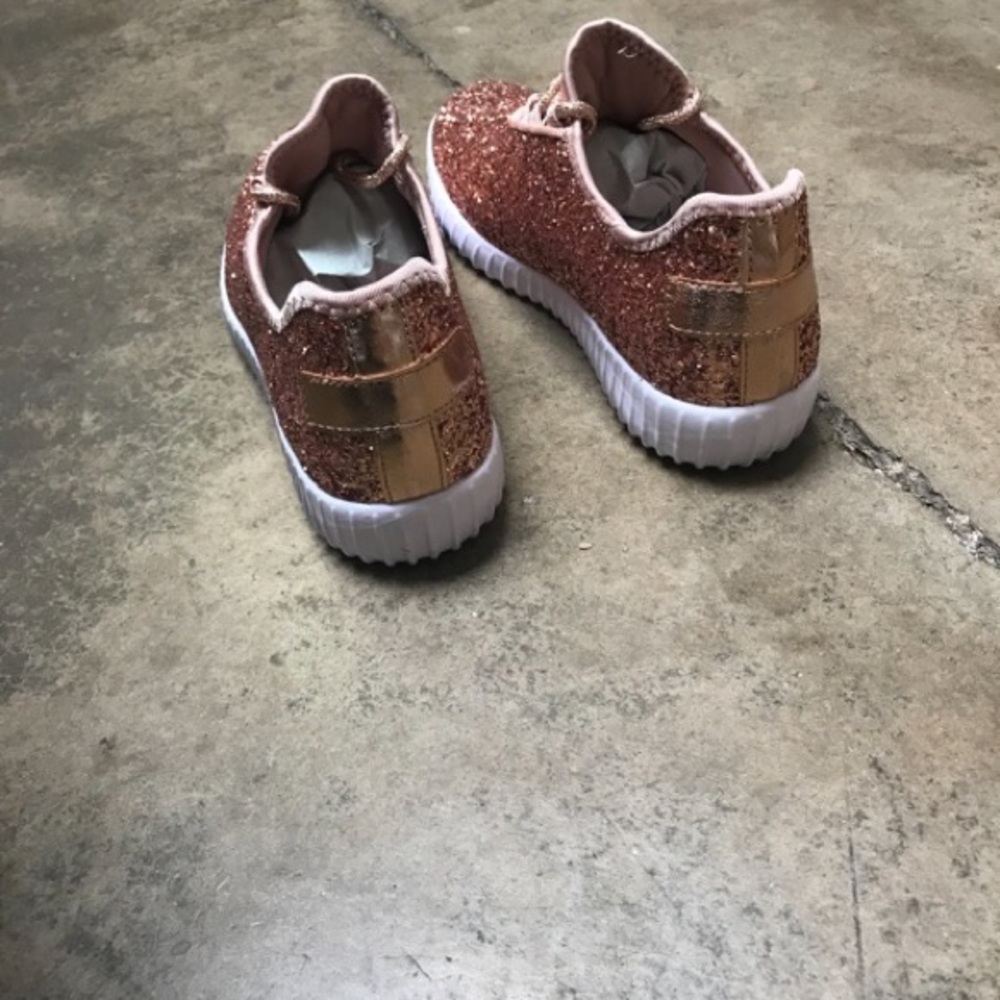 Glitter Fashion Sneaker - Picture 6 of 8